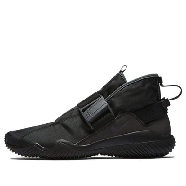 Nike Komyuter SE Triple Black