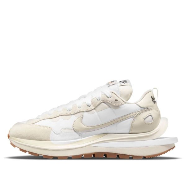 Nike x sacai VaporWaffle Sail Gum