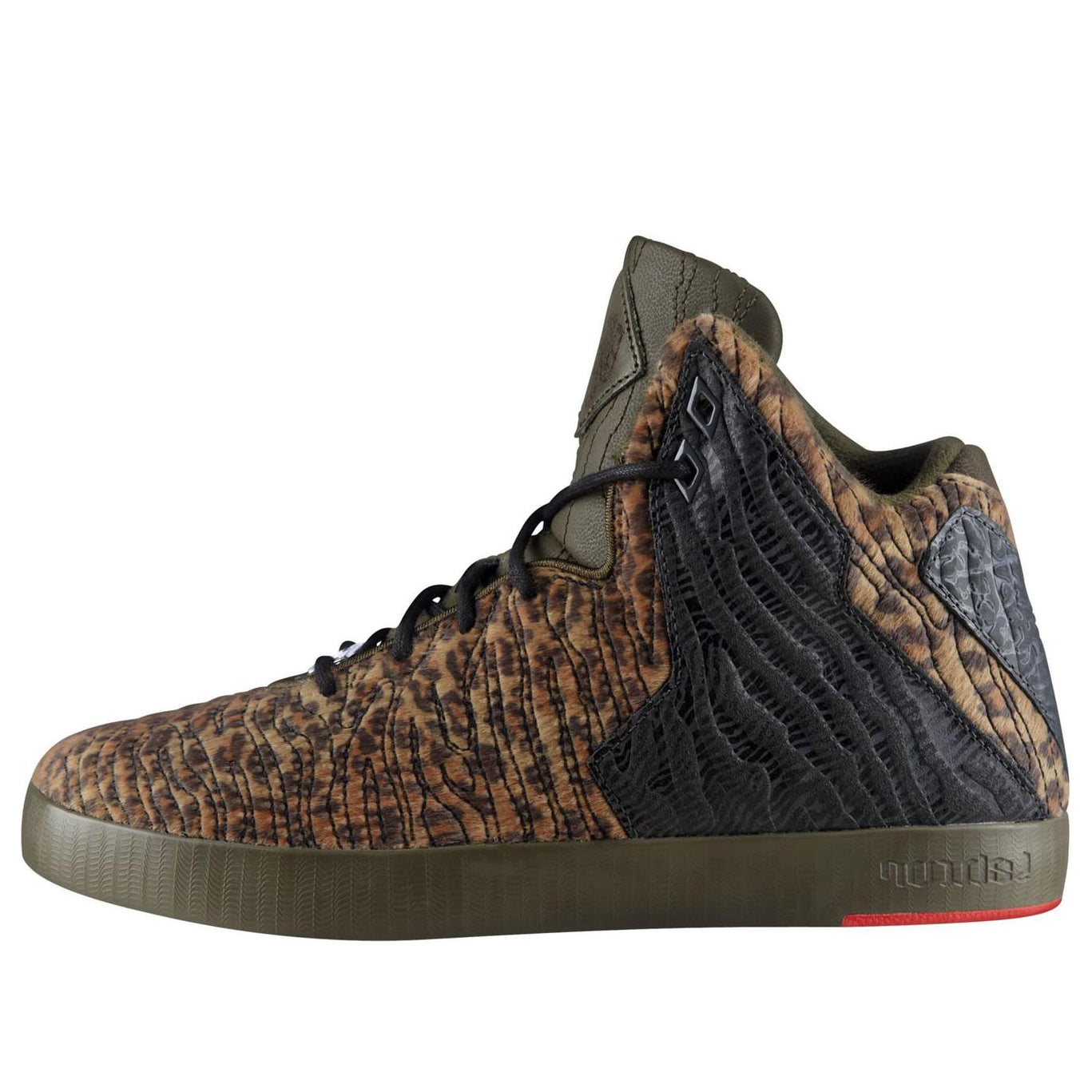 Nike LeBron 11 NSW Leopard