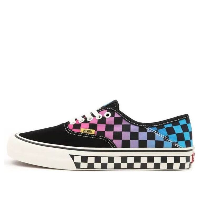 main-square_1eea3952-82e8-40a4-aef2-67269e6de7f6.jpg Vans T&C Surf Designs x Authentic SF Checkerboard