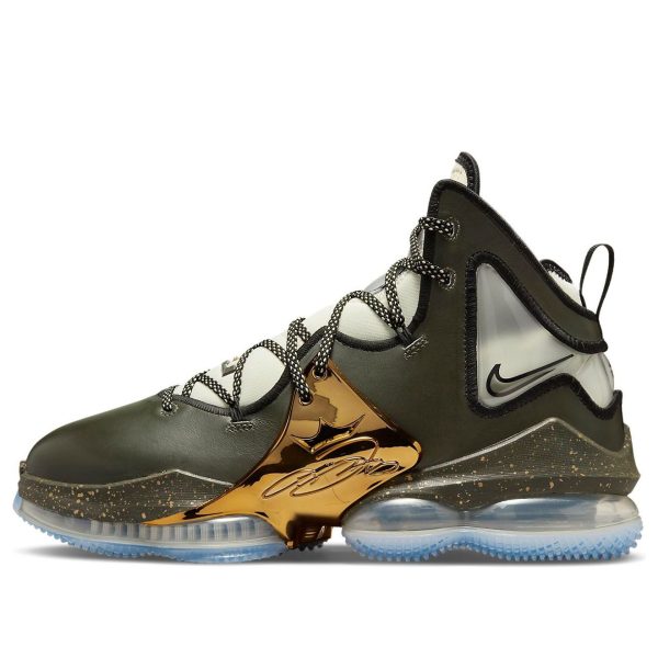 Nike LeBron 19 Chosen 1