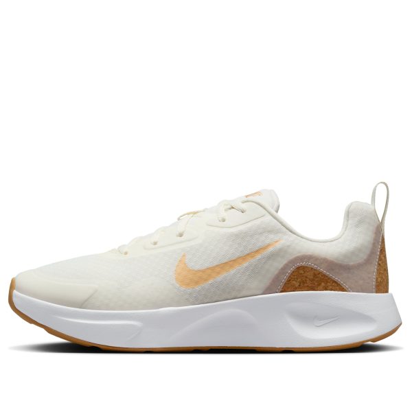 Nike Wearallday Yellow Brown