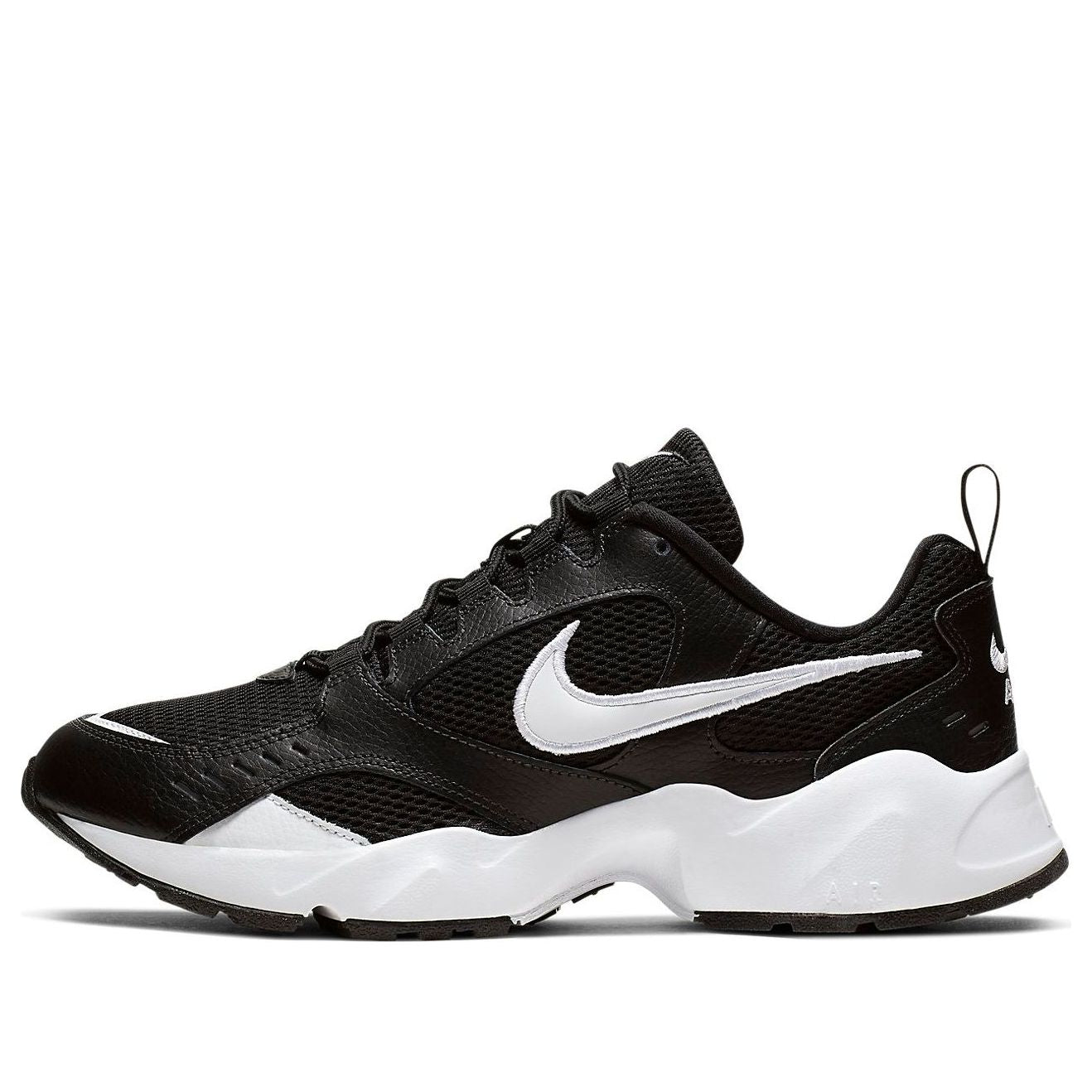 Nike Air Heights Black White