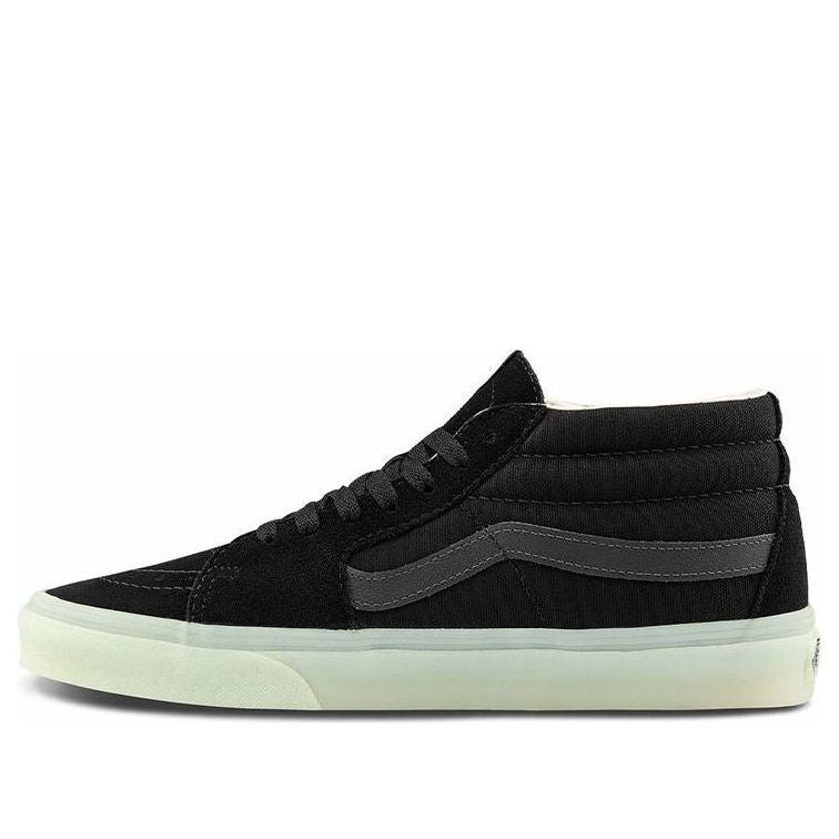 Vans Shoes Skate shoes Black White