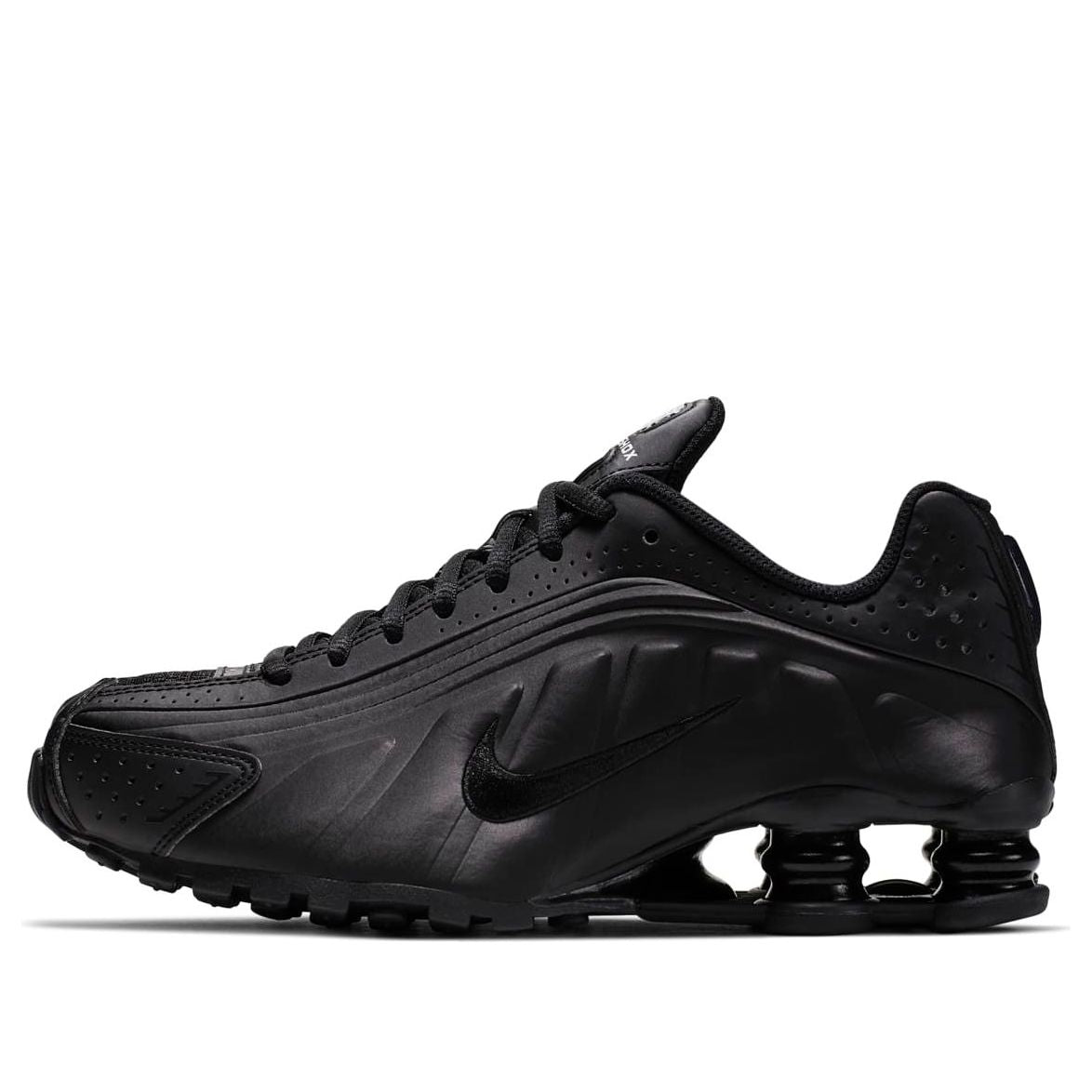 main-square_3ed0e80a-7de5-46b7-a9b1-b55ec441a434.jpg Nike Shox R4 Triple Black