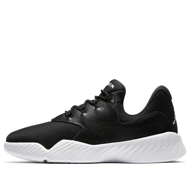 main-square_412adbce-be25-4403-a46f-1cbaf7a82b3f.jpg Air Jordan 23 Low Black White
