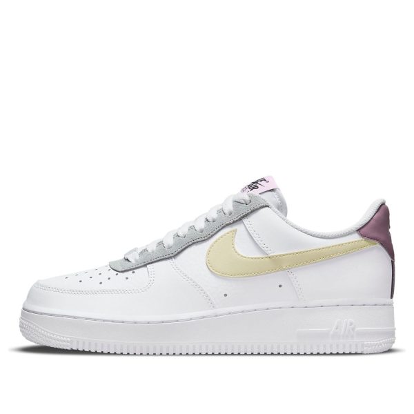 Nike Air Force 1 07 Essential White Lemon Drop