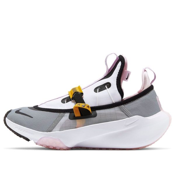 Nike Air Zoom Traverse White Black