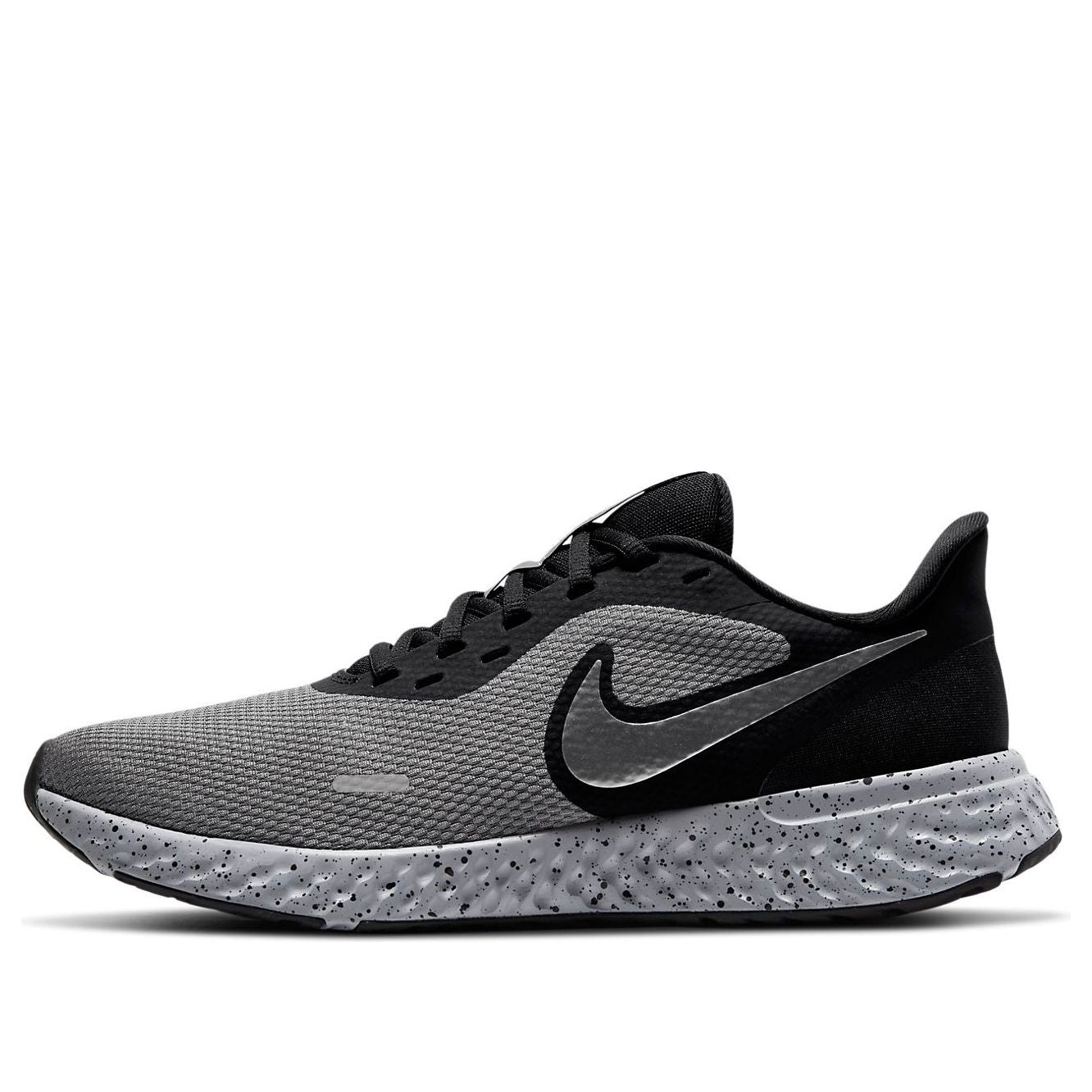 Nike Revolution 5 Premium Black Chrome