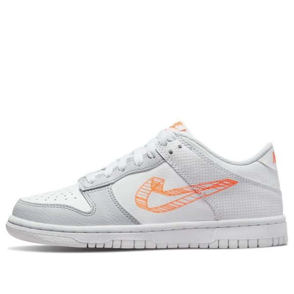 Nike Dunk Low SE 3D Swoosh