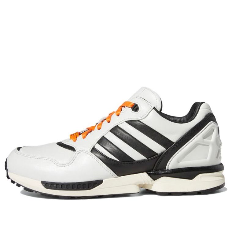 main-square_64028a17-228a-4f64-ac5b-f0af7c1b86f9.jpg adidas Juventus FC x ZX 6000 A-ZX Series - Home Kit