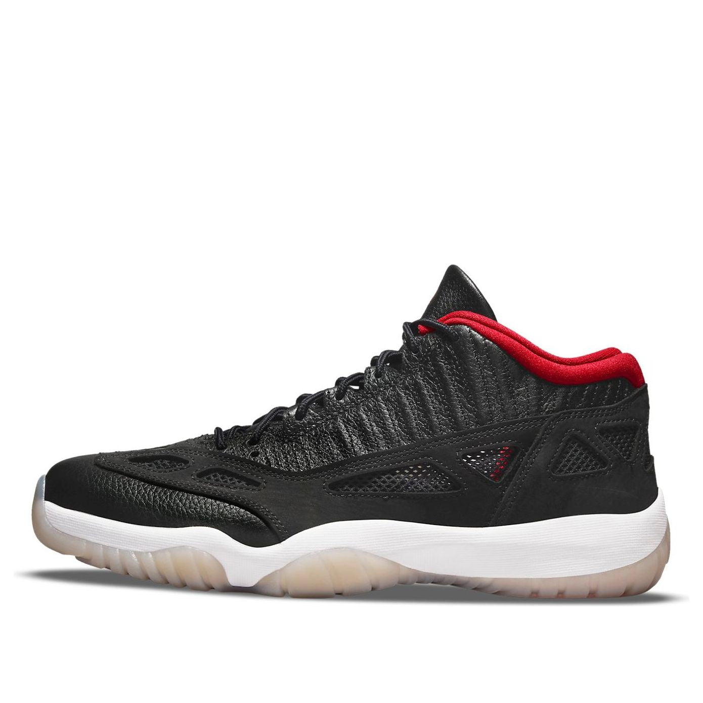 Air Jordan 11 Retro Low IE Bred 2021