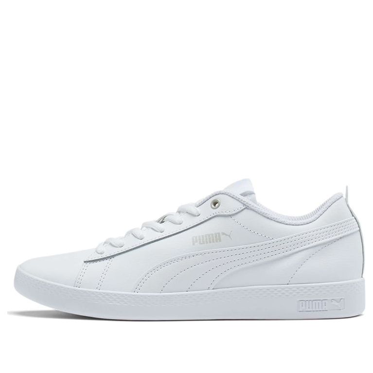 main-square_6f572a84-06fa-4984-a8c7-1f9adeb2bf22.jpg PUMA Smash v2 Leather Triple White