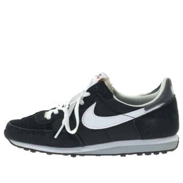 Nike Challenger