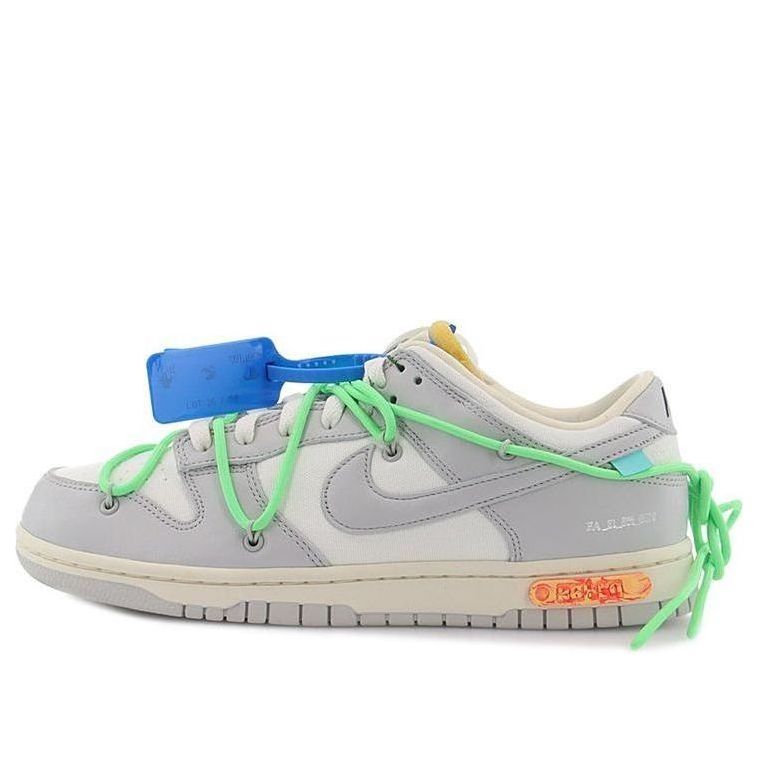 Nike x Off-White Dunk Low Lot 26 of 50