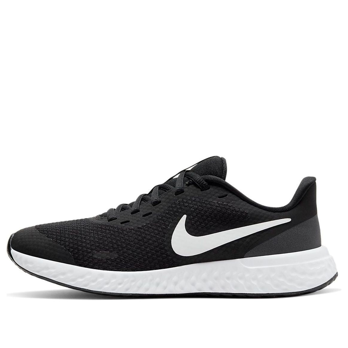 Nike Revolution 5 Black White