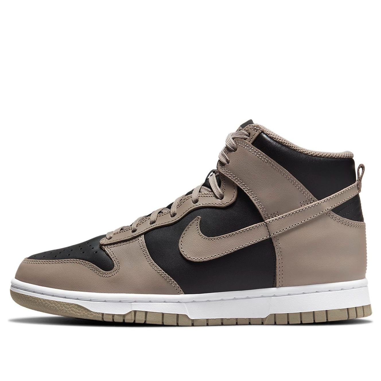 main-square_884fe4ae-fe69-4e8f-a638-36732d7670cd.jpg Nike Dunk High Moon Fossil