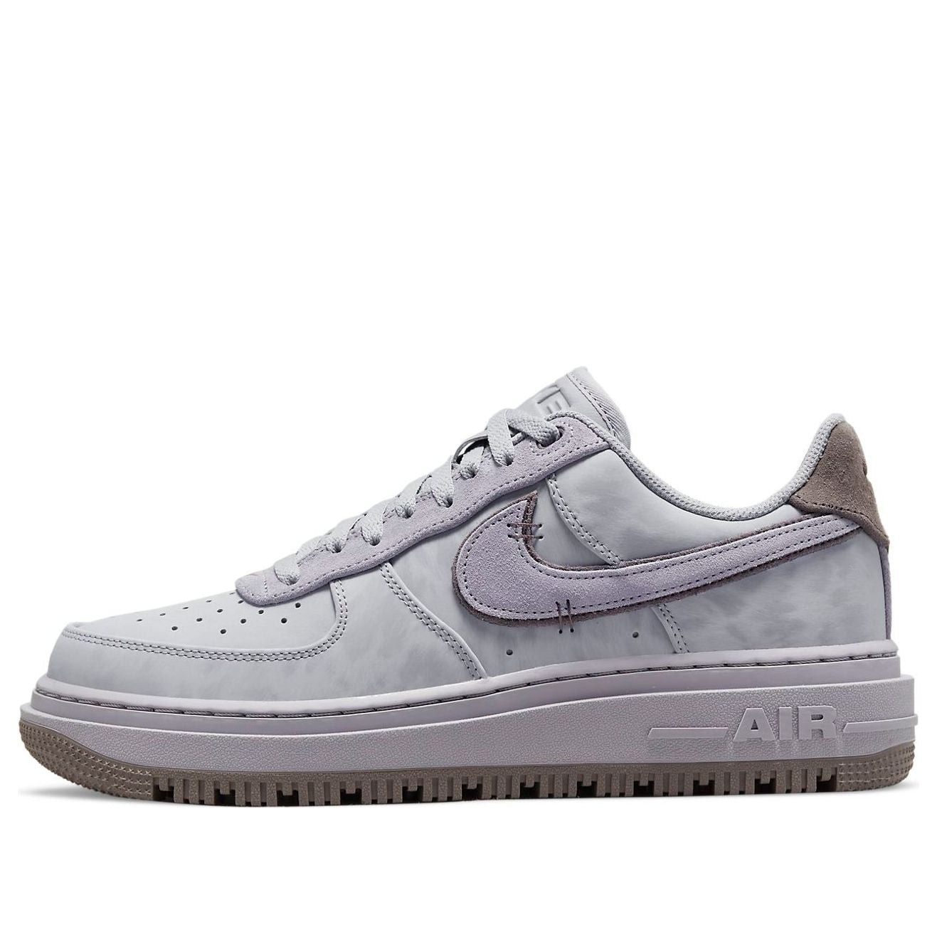 main-square_8b5ededc-9f62-446b-b3d7-b2caf0ed9d50.jpg Nike Air Force 1 Luxe Provence Purple