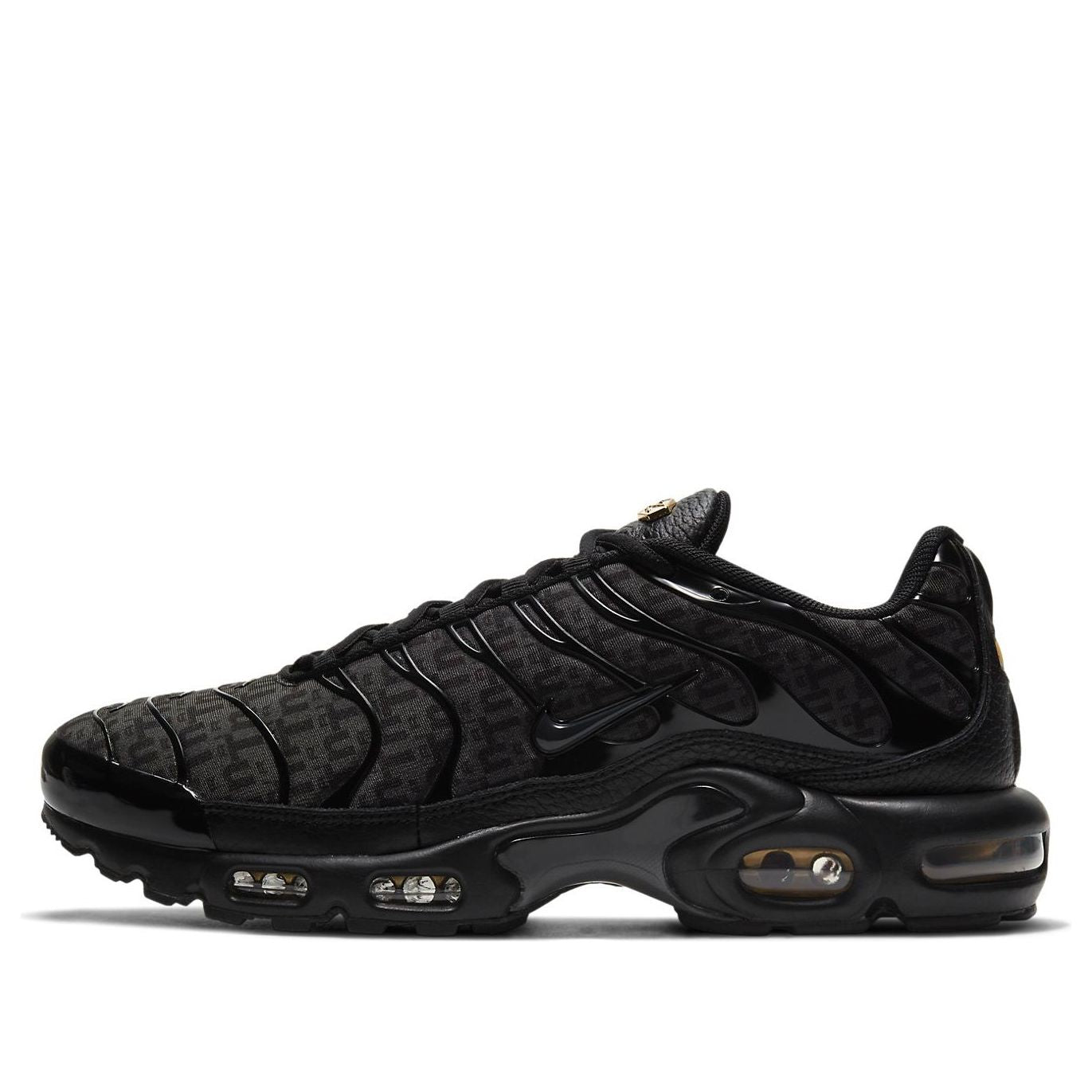 main-square_91da2986-36e1-43c5-996d-02763b37f201.jpg Nike Air Max Plus Black