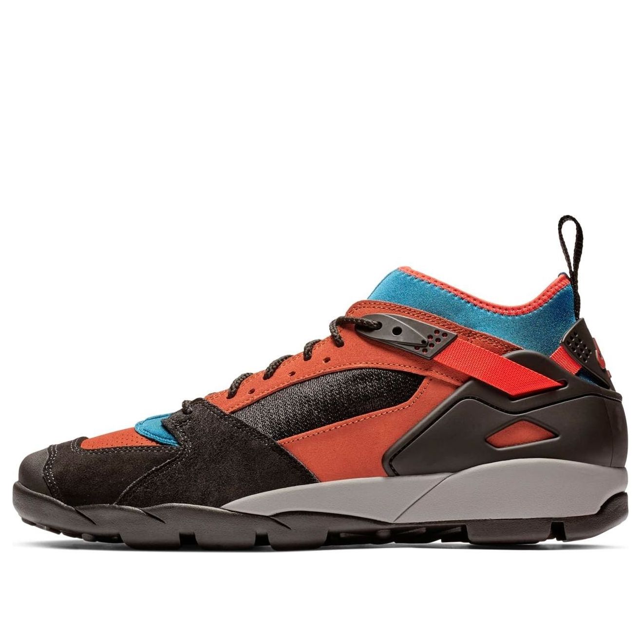 Nike ACG Air Revaderchi Black Dark Russet
