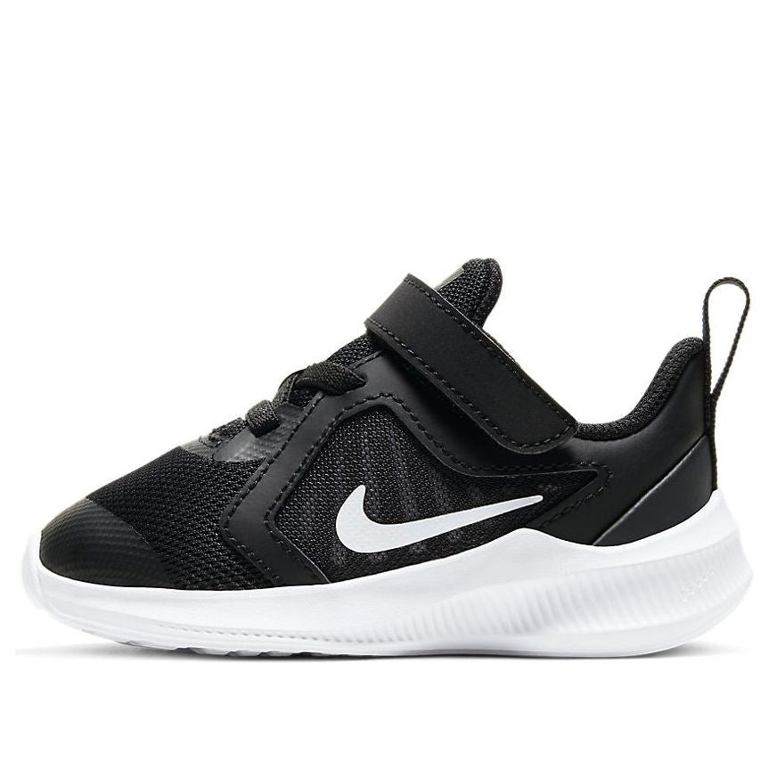 Nike Downshifter 10
