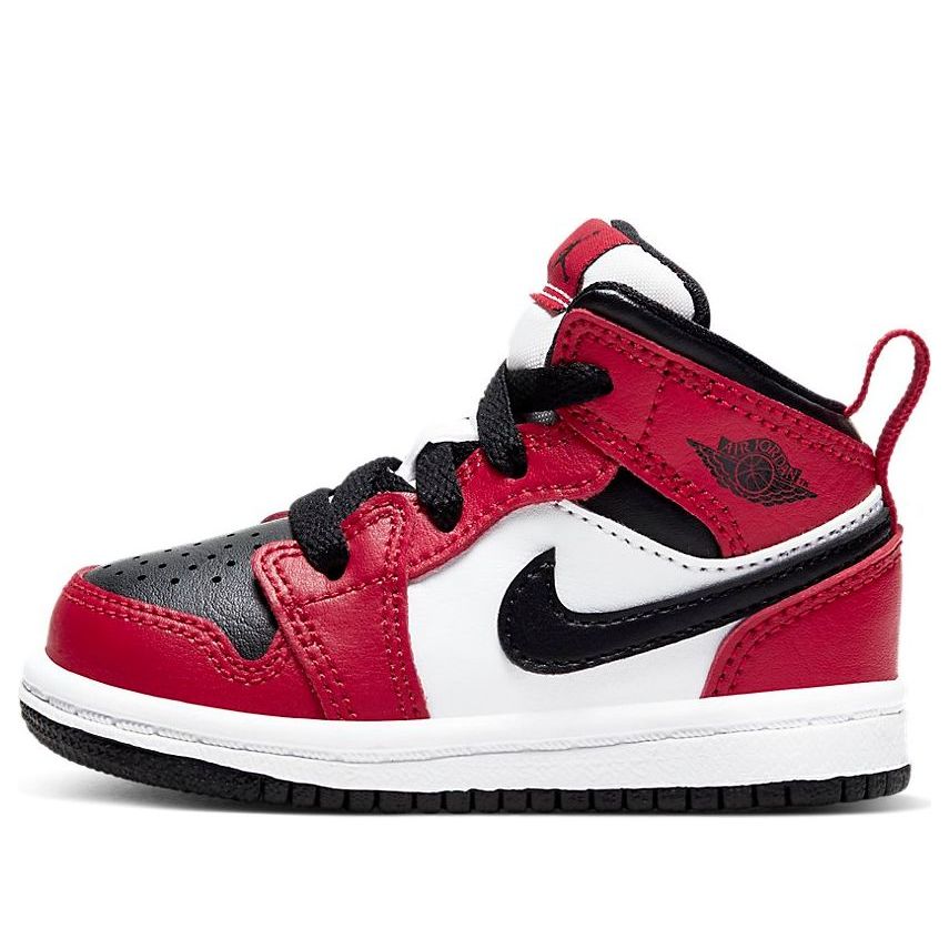 main-square_a2624122-0443-4434-89ad-cbe2ca2c51e4.jpg Air Jordan 1 Mid Chicago Black Toe