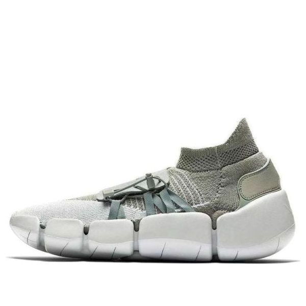 Nike Footscape Flyknit DM Grey