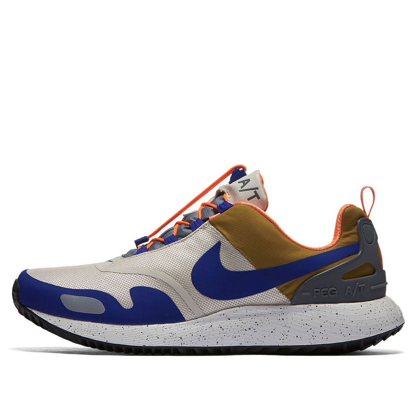 main-square_a856e267-eff1-4d95-bbc1-5edecead0aad.jpg Nike Air Pegasus A/T Winter QS Light Cream