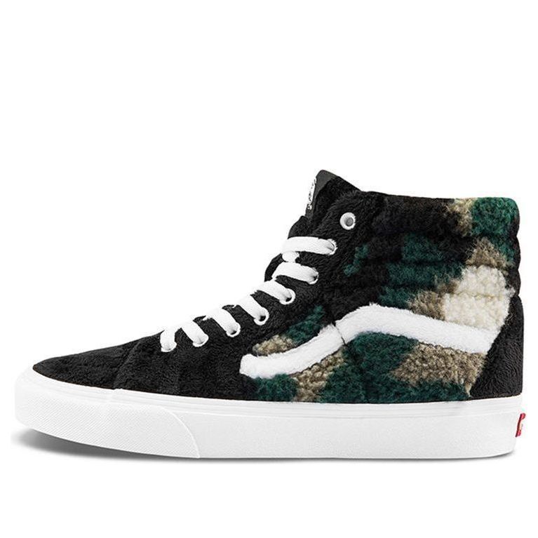 main-square_a8f9c000-0d55-4bc5-9691-14c4b2ec47db.jpg Vans SK8-HI Camo Sherpa