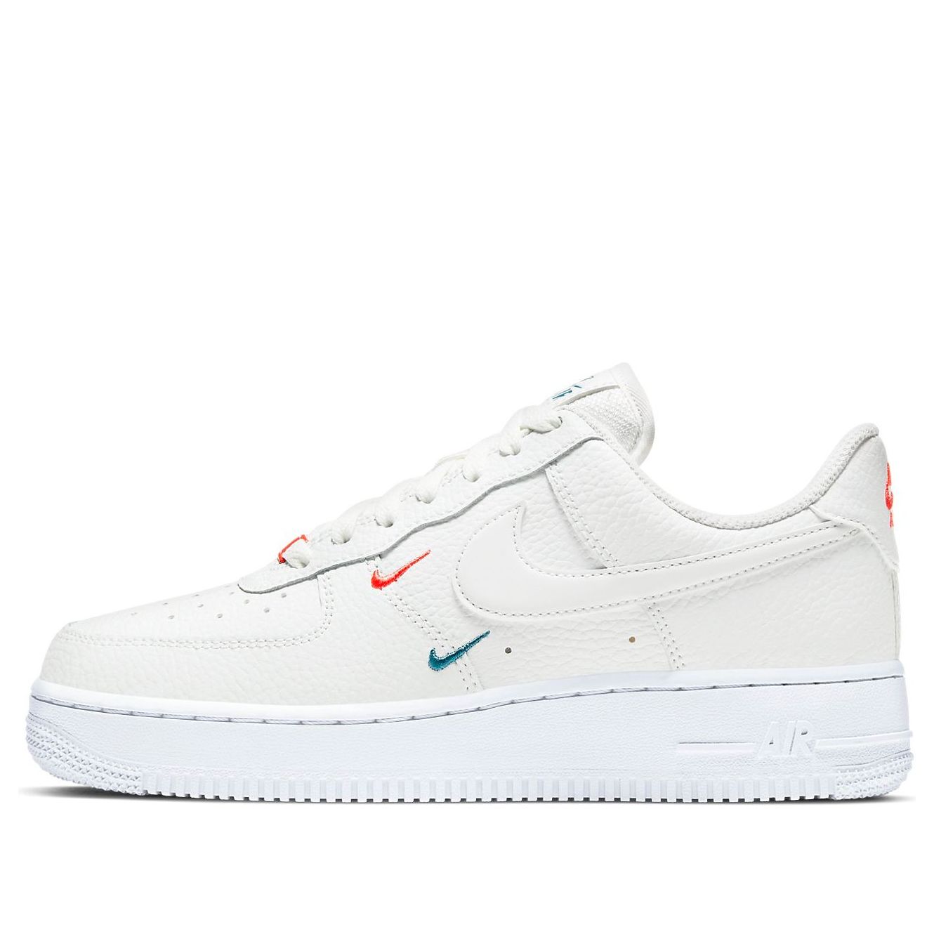 Nike Air Force 1 07 Essential Summit White Solar Red