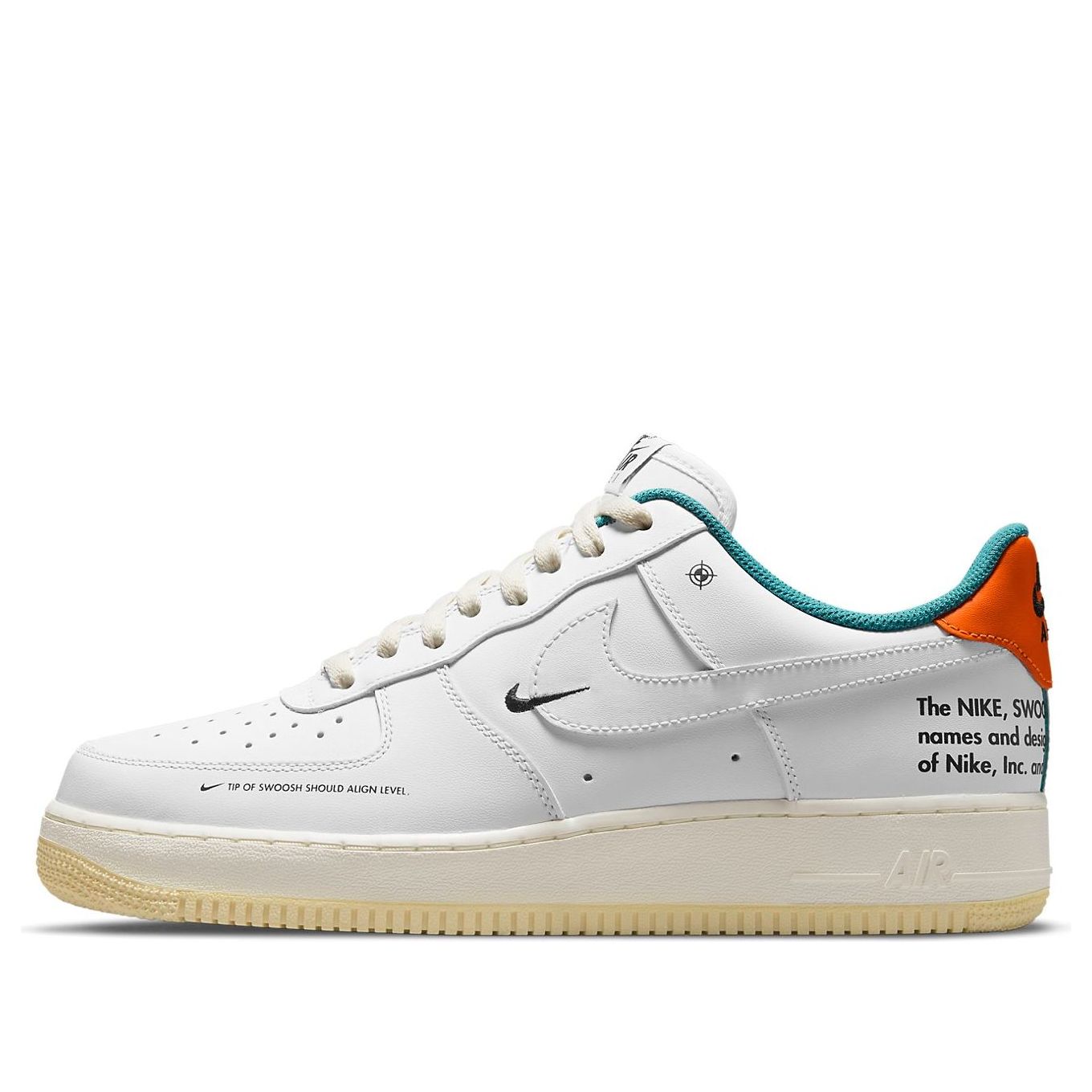 Nike Air Force 1 07 LE Starfish