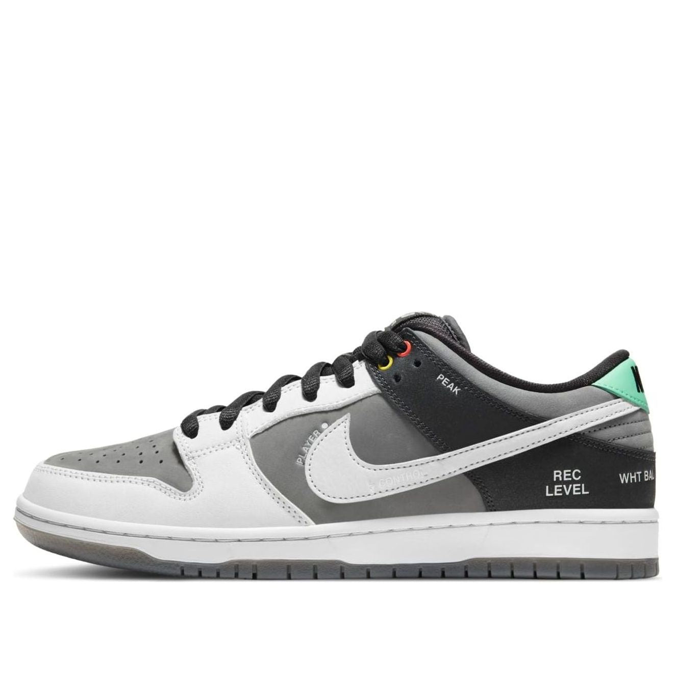 main-square_b9aaa2ef-aca1-477e-a02c-ddccd174af27.jpg Nike SB Dunk Low Camcorder