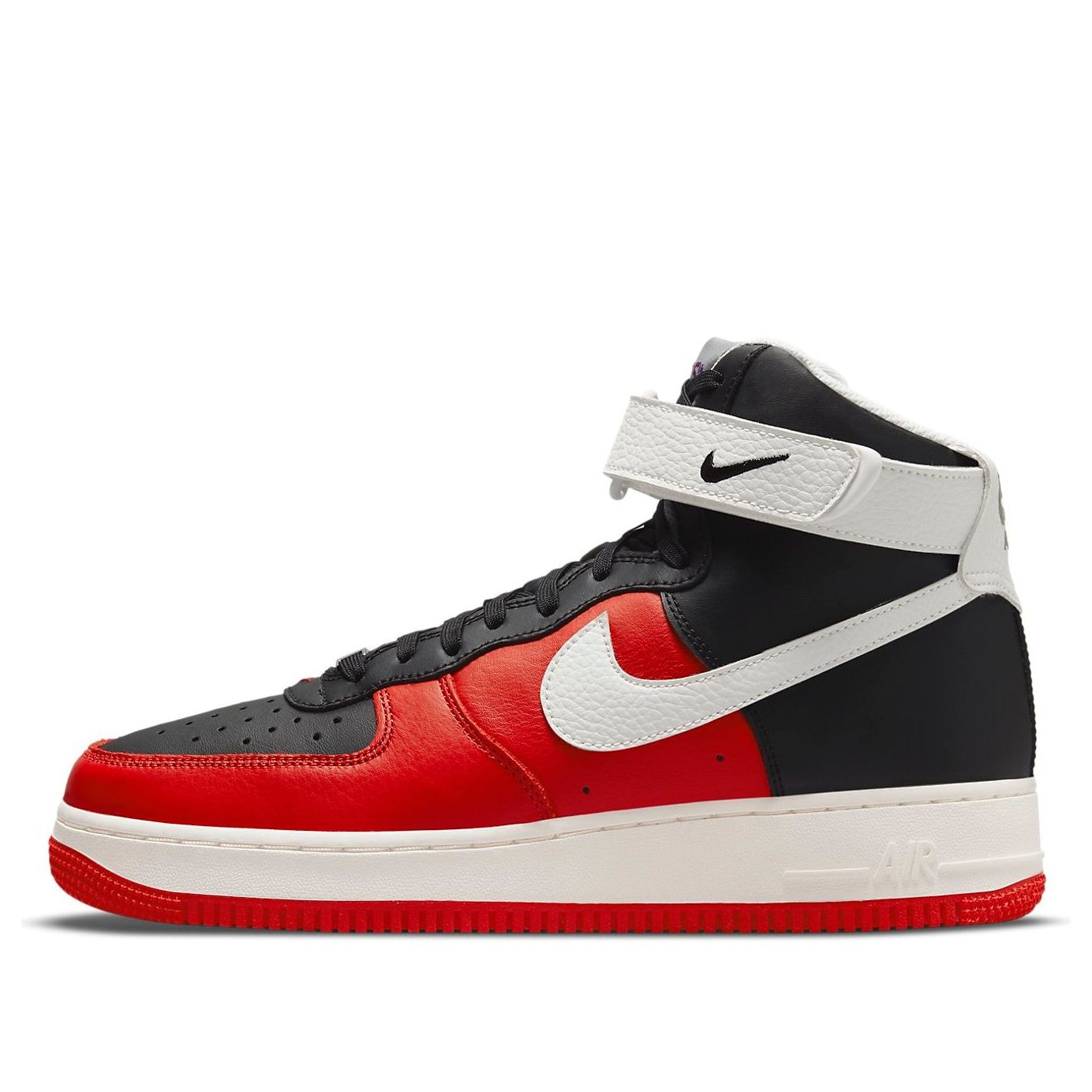 main-square_c35df48b-5fa6-420f-a6e5-4ee48acb94ad.jpg Nike x NBA Air Force 1 High 07 LV8 75th Anniversary - Trail Blazers