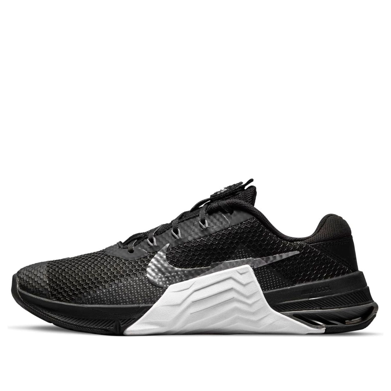 main-square_c3c42e35-28fc-47b0-b955-e6ca1aff348b.jpg Nike Metcon 7 Black White