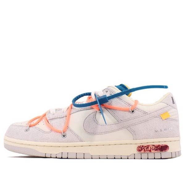 Nike x Off-White Dunk Low Lot 19 of 50