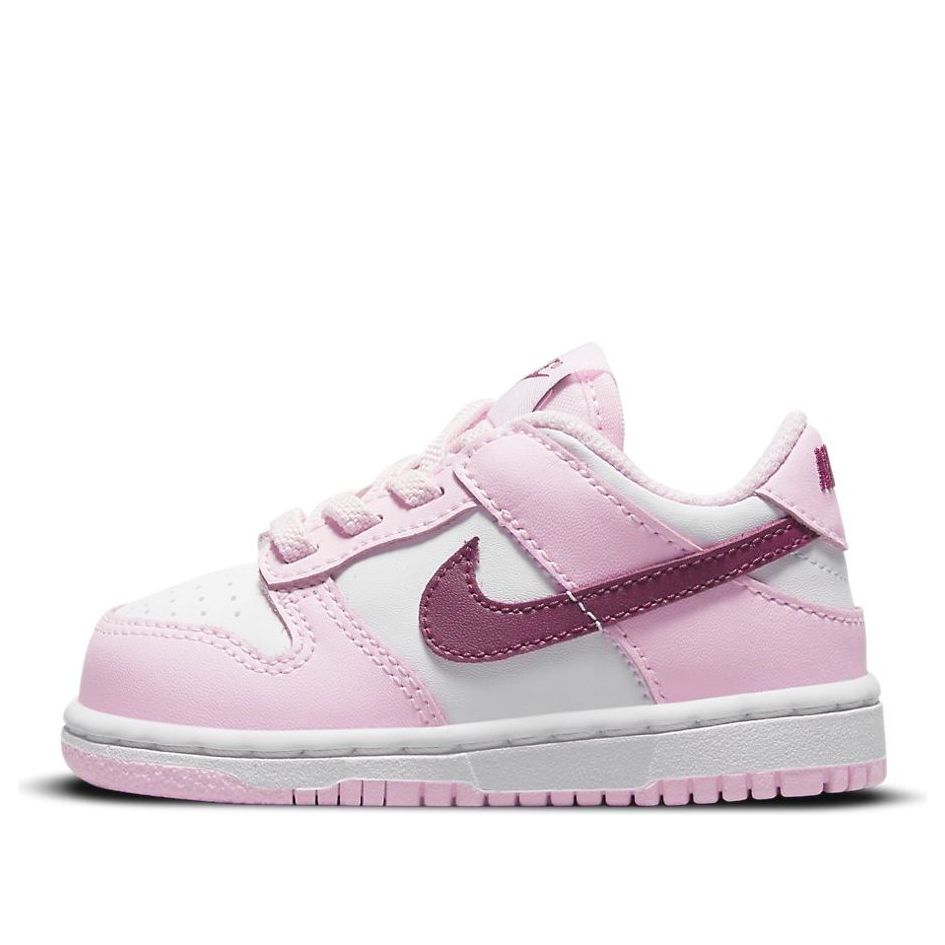 Nike Dunk Low Valentines Day