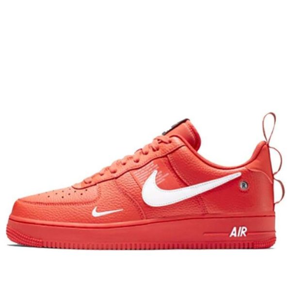 Nike Air Force 1 07 LV8 Overbranding
