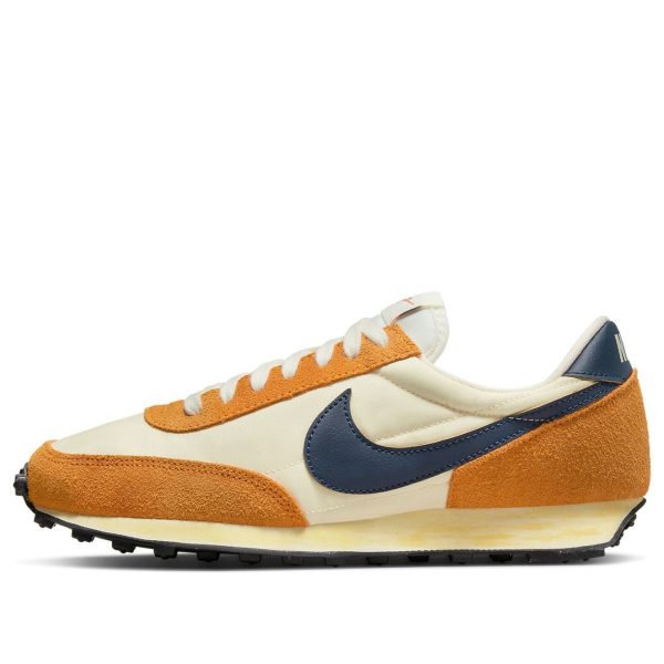 Nike Daybreak SE Coconut Milk Midnight Orange