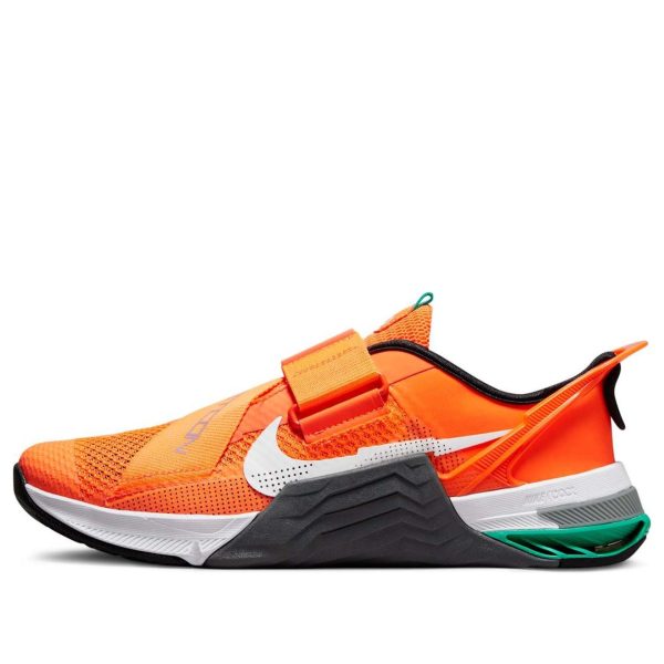 Nike Metcon 7 FlyEase Total Orange Clear Emerald