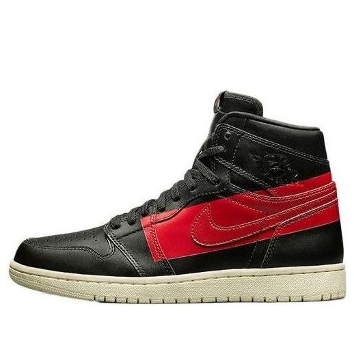 Air Jordan 1 Retro High OG Couture