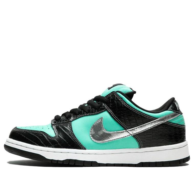 Nike x Diamond Supply Co. SB Dunk Low Pro Tiffany