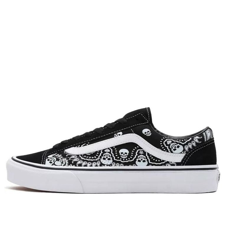 main-square_dc01c513-598f-4234-95bb-85697eca063b.jpg Vans Style 36 Bandana