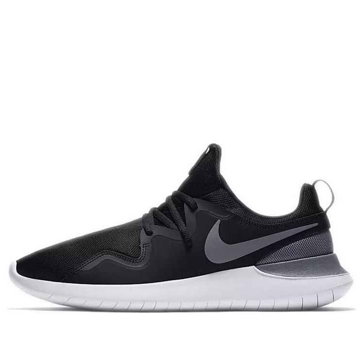 Nike Tessen Black