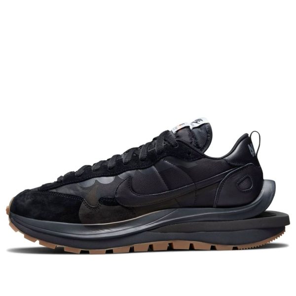 Nike x sacai VaporWaffle Black Gum