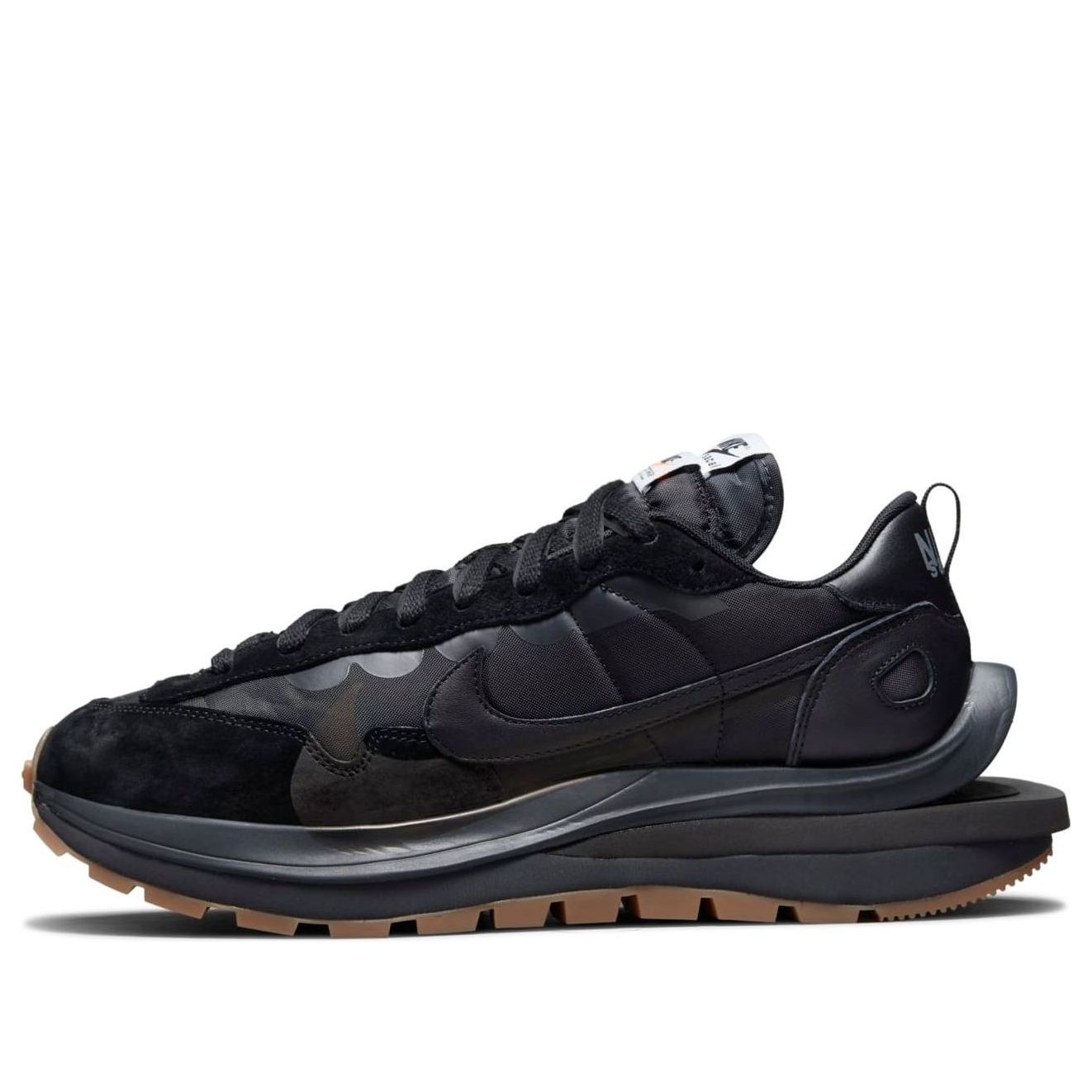 Nike x sacai VaporWaffle Black Gum