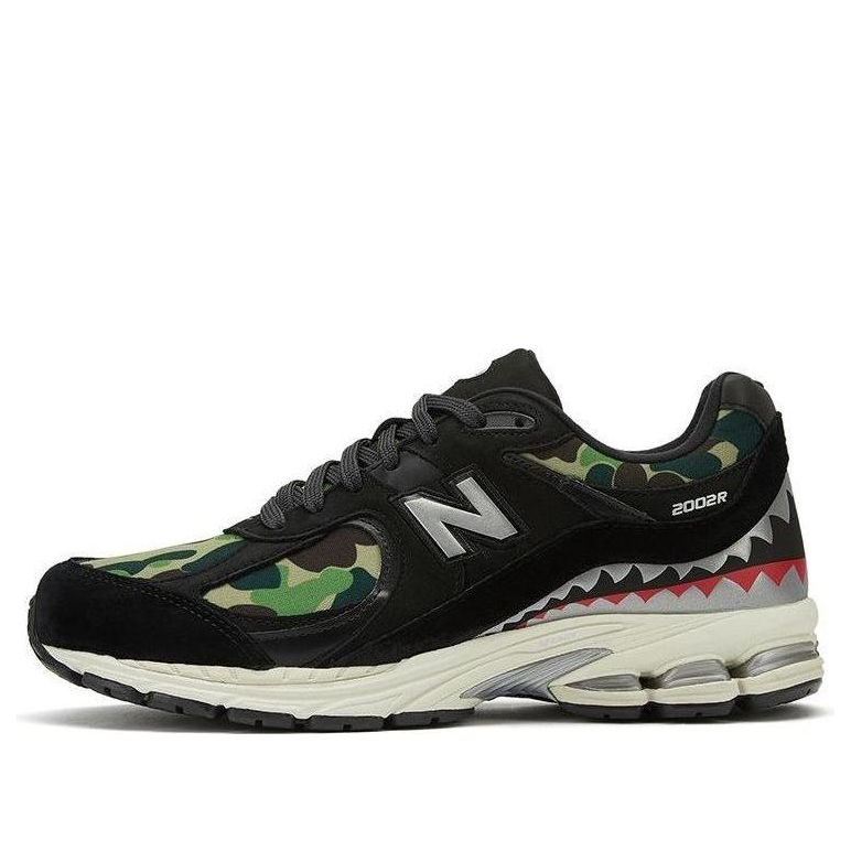 New Balance x A Bathing Ape 2002R Apes Together Strong - Black Camo