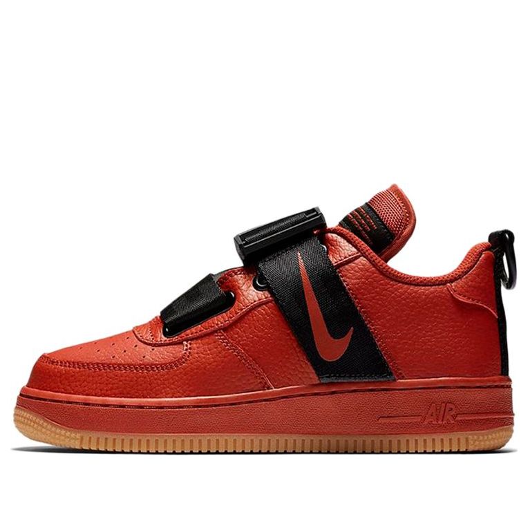 Nike Air Force 1 Utility Dune Red