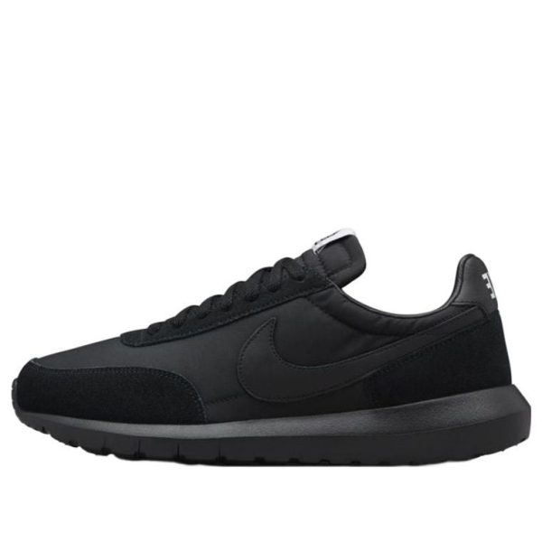 DSM x NikeLab Roshe Daybreak Triple Black