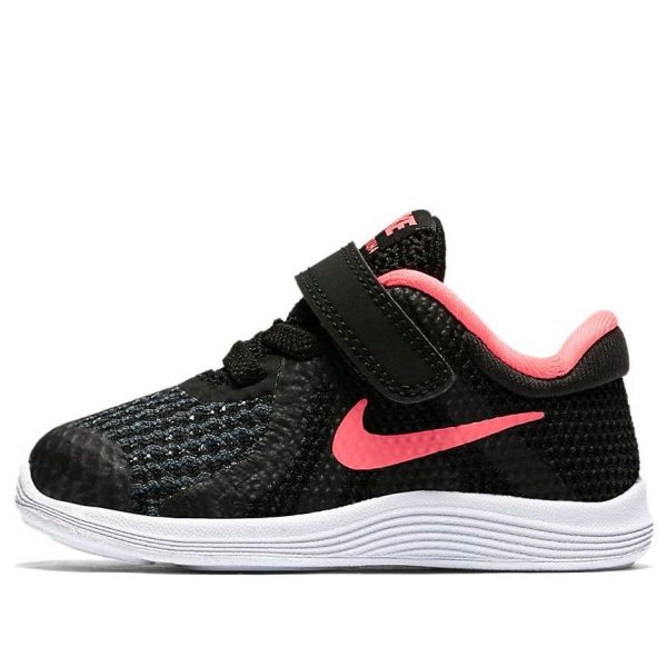 Nike Revolution 4 Black Red