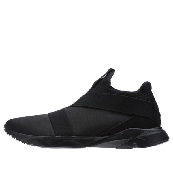 Diadora Supreme Strap Triple Black